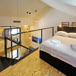 Guverna New Apartmán
